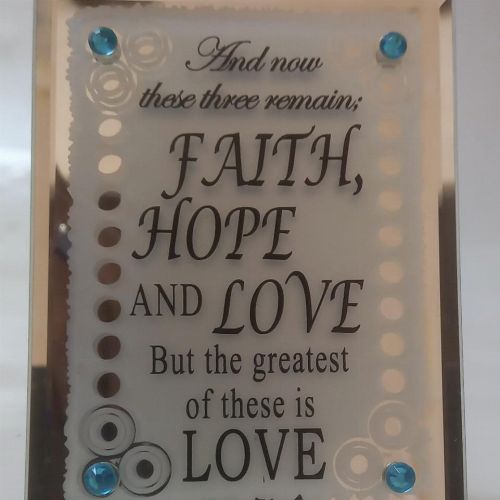 GLASS PLAQUE FAITH,HOPE & LOVE