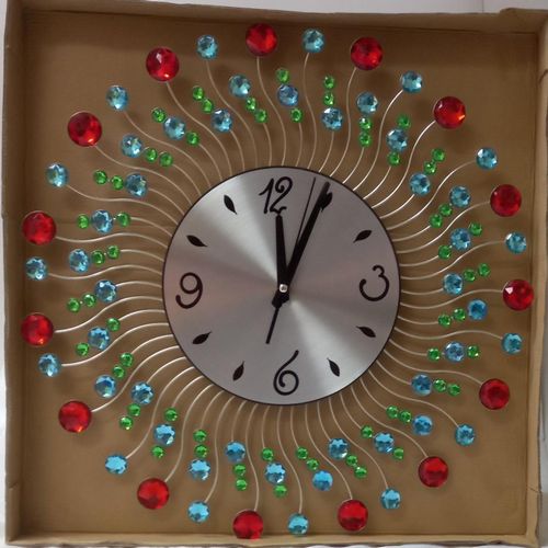 LARGE WALL CLOCK RED/BLUE STONES