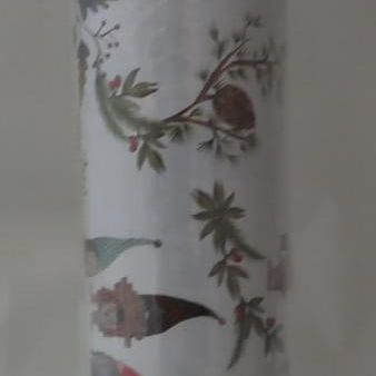 GIFTWRAP WHITE WITH GNOMES